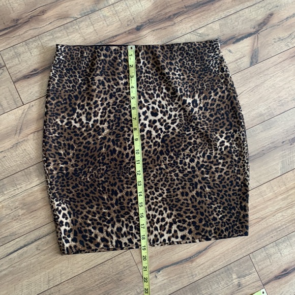 Ricki’s leopard print skirt - Picture 5 of 9